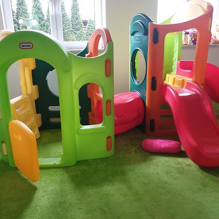 Villa Tropico Поберово Екстериор снимка