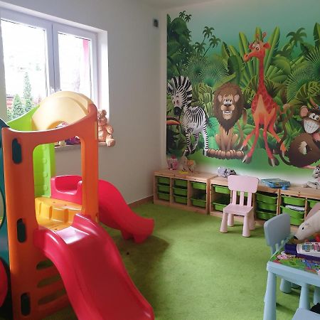 Villa Tropico Поберово Екстериор снимка
