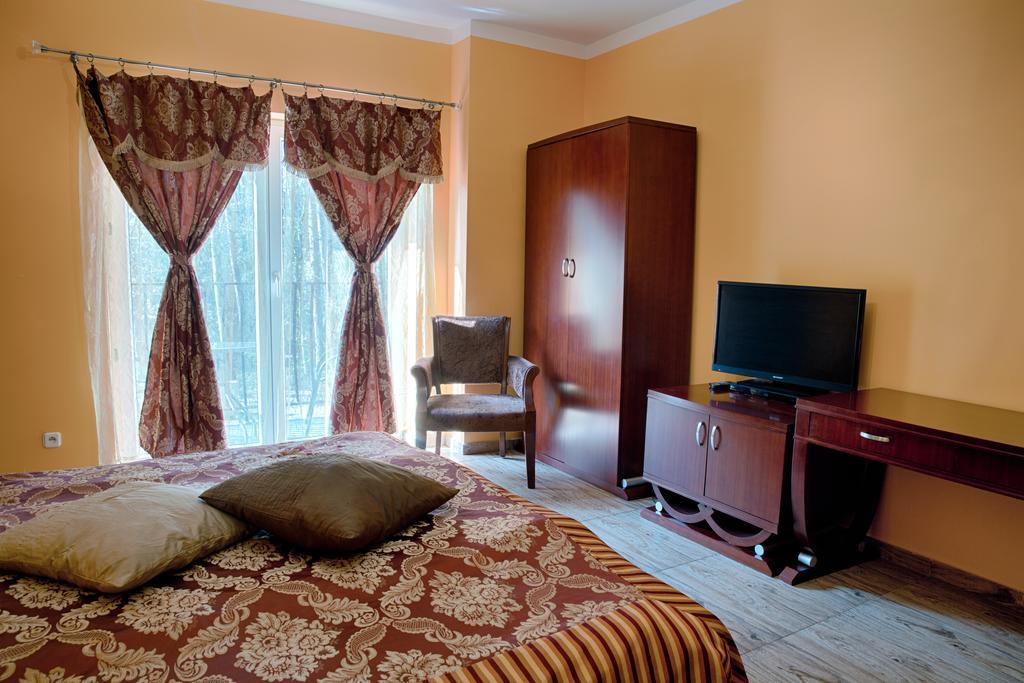 Villa Tropico Поберово Екстериор снимка