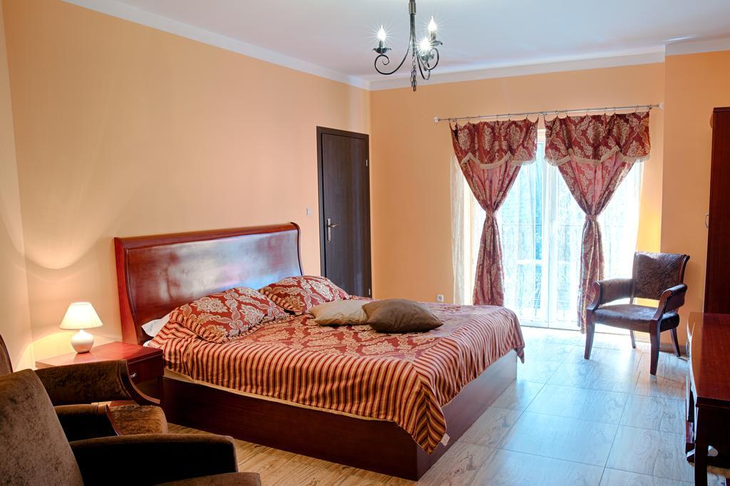Villa Tropico Поберово Екстериор снимка